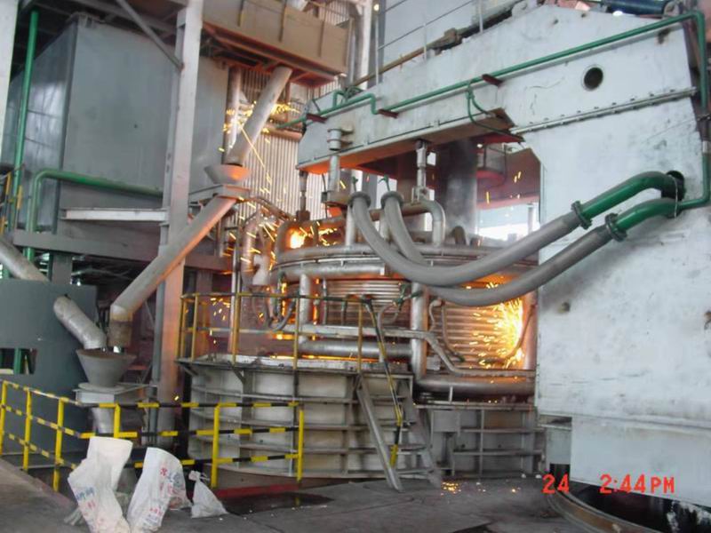 steel-making-EAF-working-electric-arc-furnace-smelting-SME-Shanghai-Metallurgy-Equipment-Group